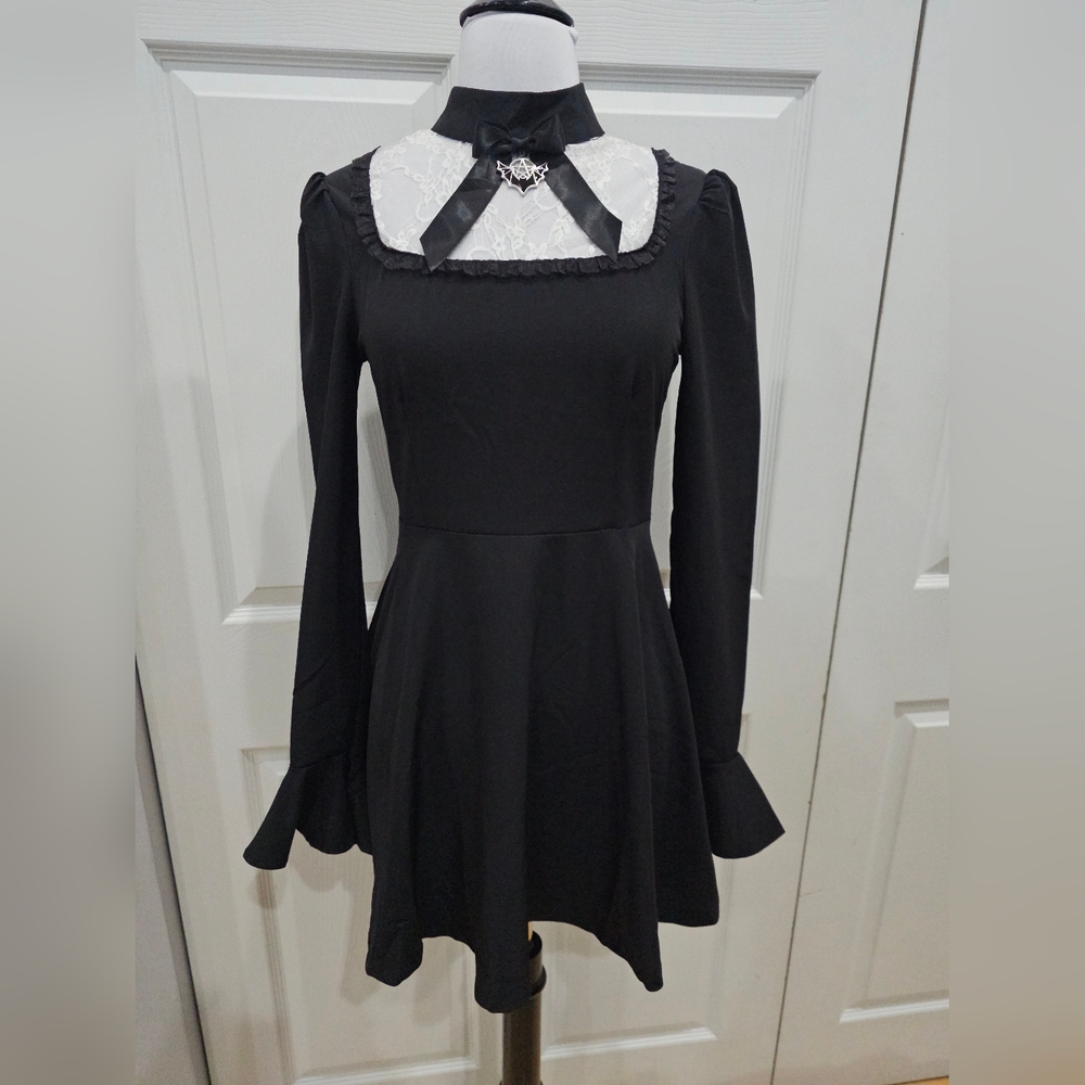 Dolls Kill The Grave Girls Escape The Attic Black White Lace Bat Mini Dress S